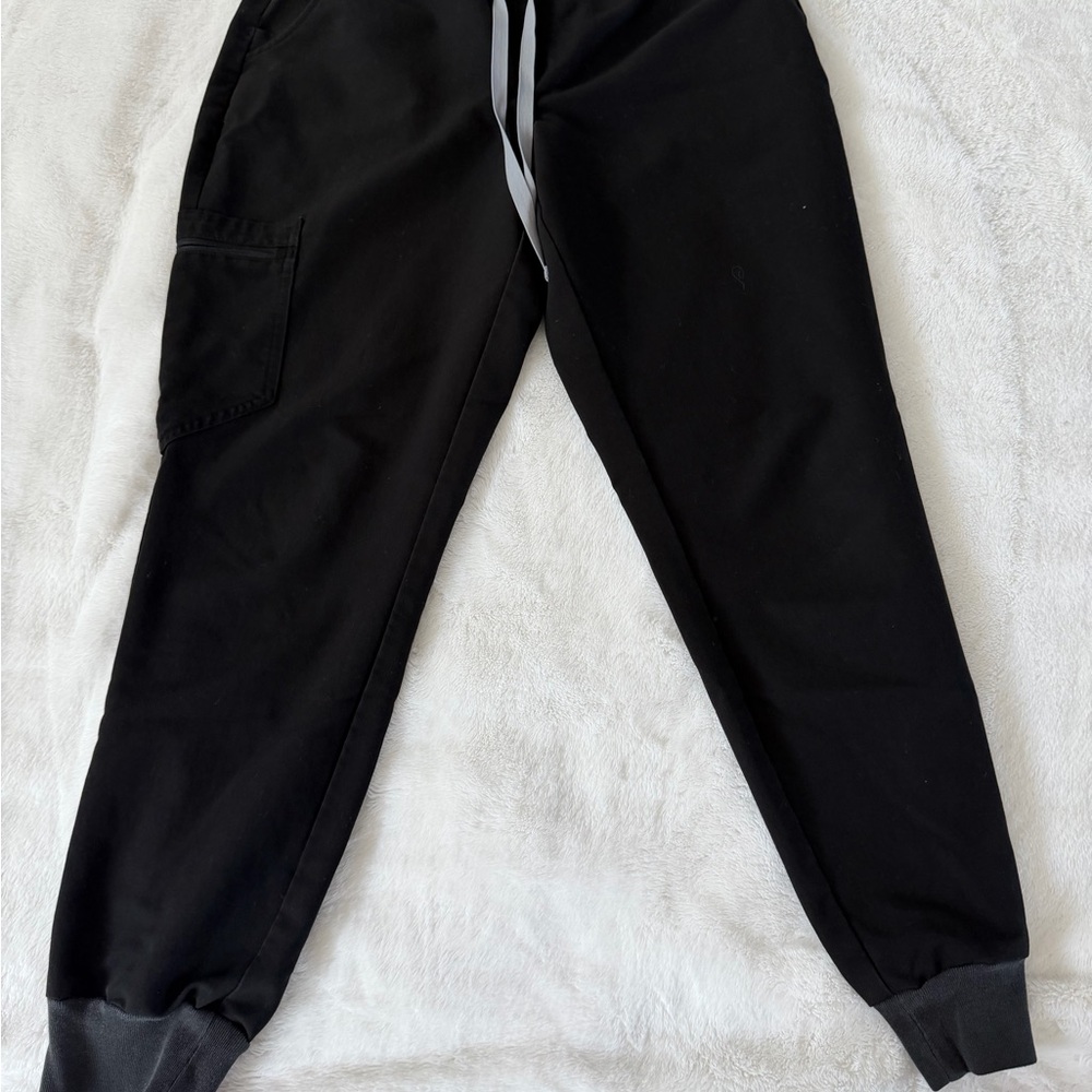 Figs Women's Black Jogger Sweatpants